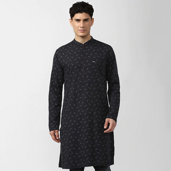 https://fineclothes.in/products/men-black-geometric-printed-kurta-1