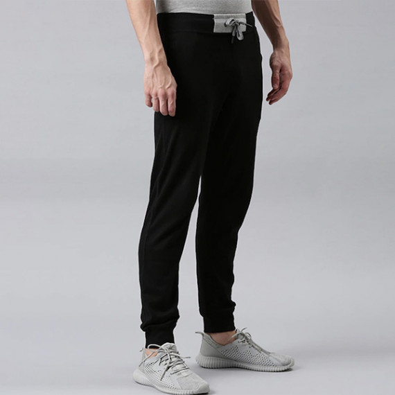 https://fineclothes.in/products/men-black-solid-organic-cotton-track-pants