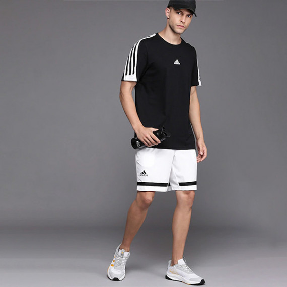 https://fineclothes.in/products/men-white-black-club-brand-logo-printed-tennis-sports-shorts