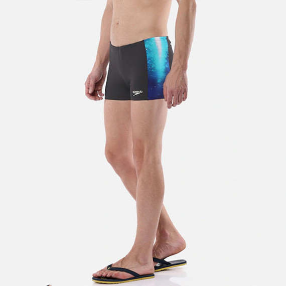 https://fineclothes.in/products/navy-swimming-trunks