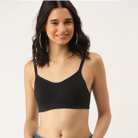 https://fineclothes.in/products/black-solid-non-wired-lightly-padded-t-shirt-bra-db-cam-pad-01a