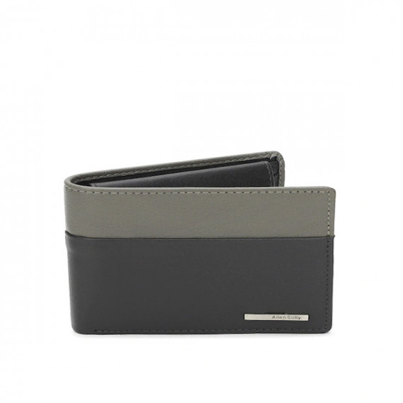 https://fineclothes.in/products/men-grey-colourblocked-leather-two-fold-lather-wallet